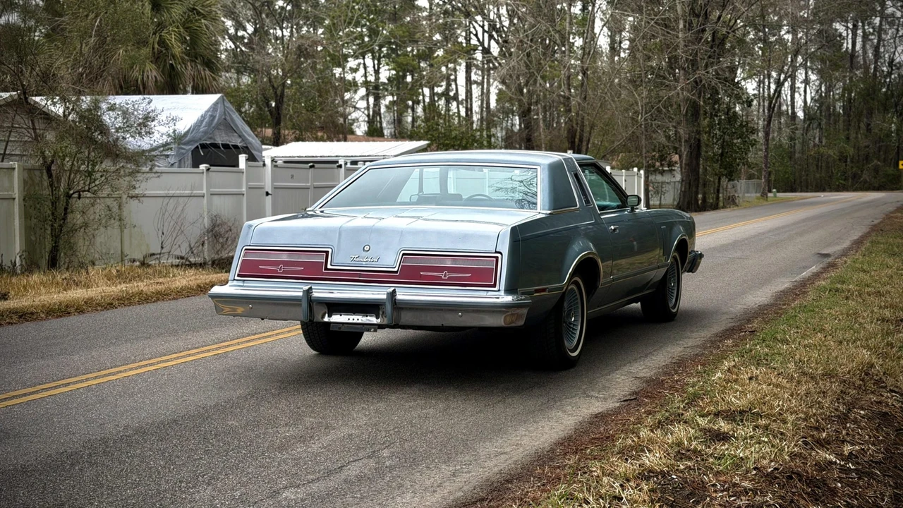 1978 Ford Thunderbird 6th Gen - Image 11 of 31