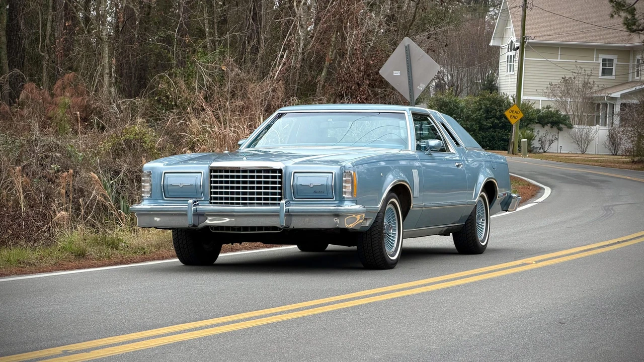 1978 Ford Thunderbird 6th Gen - Image 4 of 31