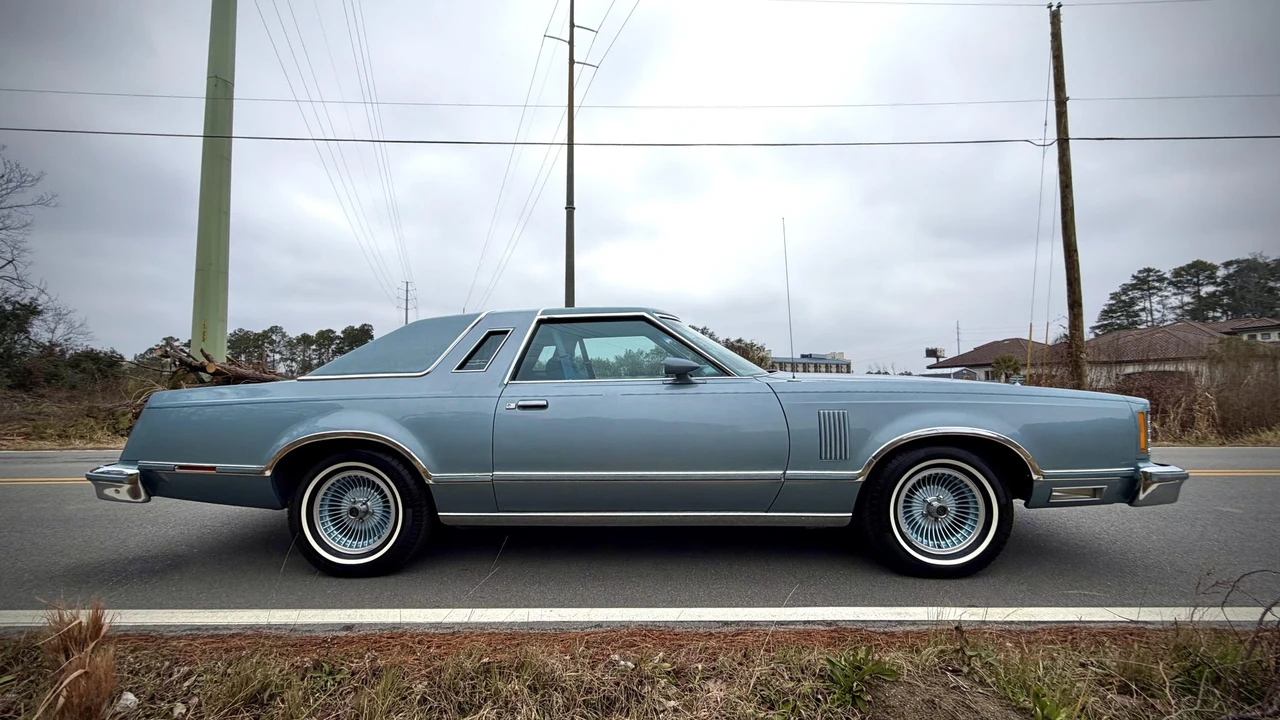 1978 Ford Thunderbird 6th Gen - Image 10 of 31