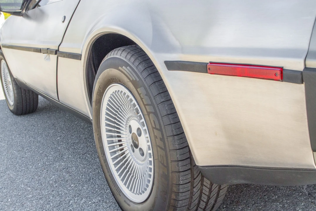 1981 DeLorean DMC-12 - Image 26 of 31