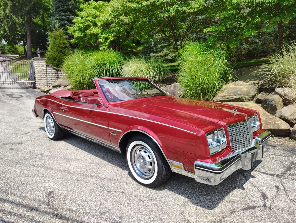 1983 Buick Riviera 4th-7th Gen - Image 29 of 31