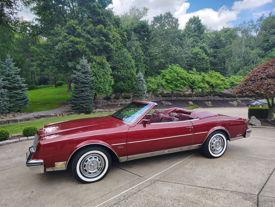 1983 Buick Riviera 4th-7th Gen - Image 11 of 31