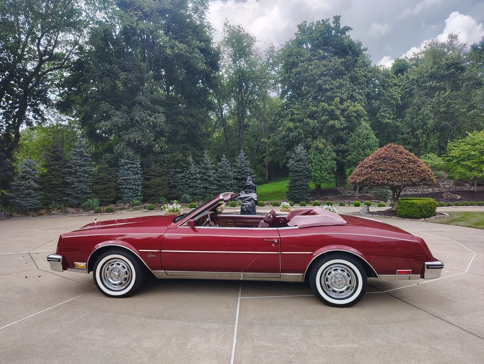 1983 Buick Riviera 4th-7th Gen - Image 12 of 31