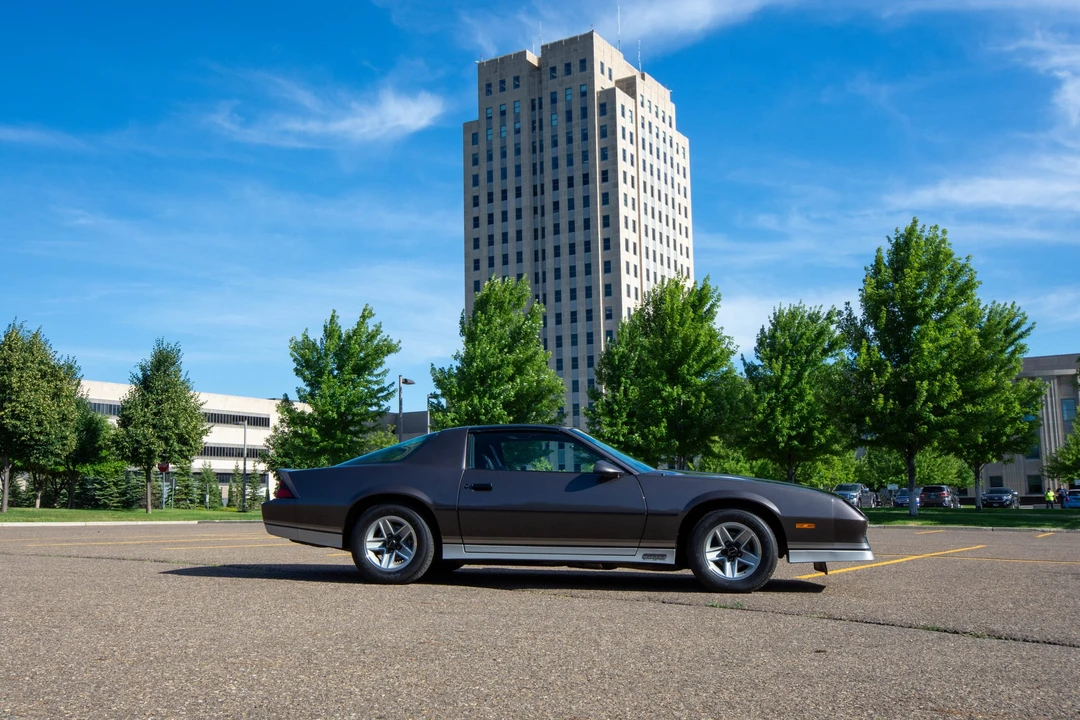1984 Chevrolet Camaro IROC-Z & Z28 3rd Gen - Image 10 of 31