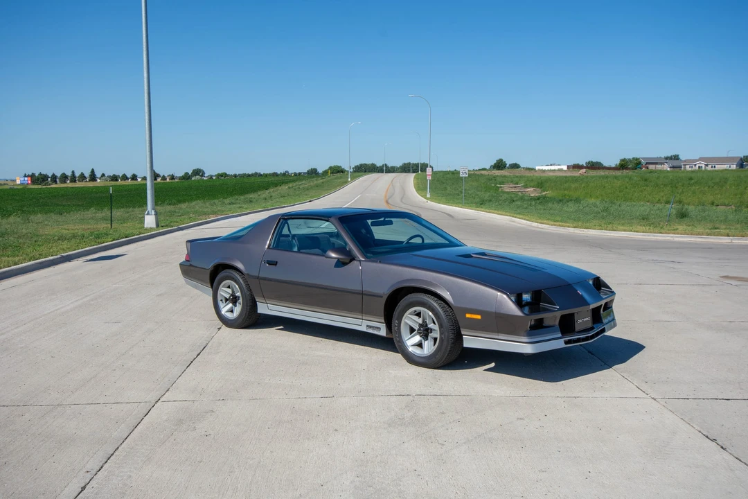 1984 Chevrolet Camaro IROC-Z & Z28 3rd Gen - Image 7 of 31