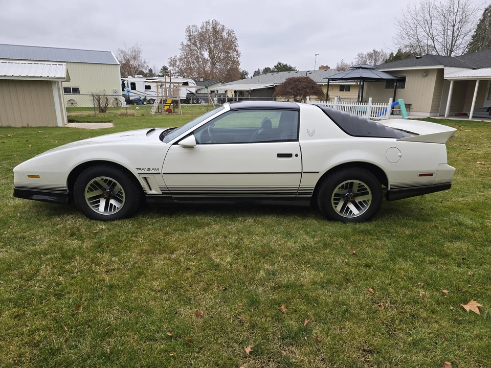 1984 Pontiac Firebird Trans Am 3rd Gen - Image 3 of 31