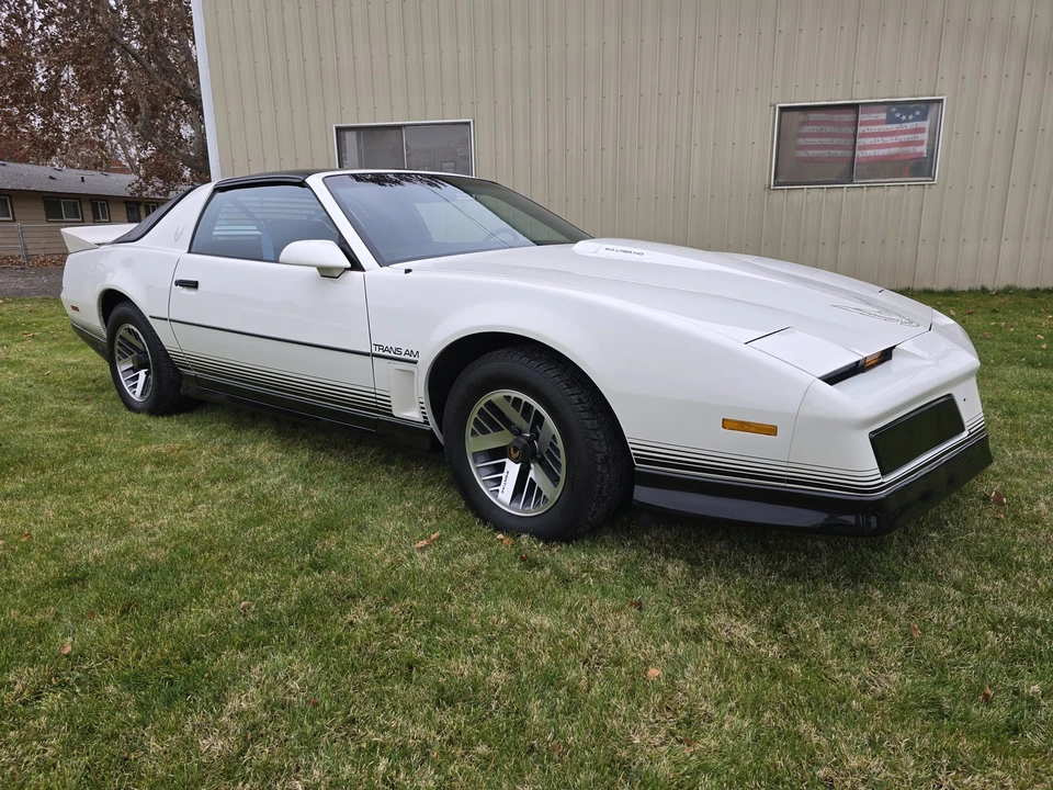 1984 Pontiac Firebird Trans Am 3rd Gen - Image 14 of 31