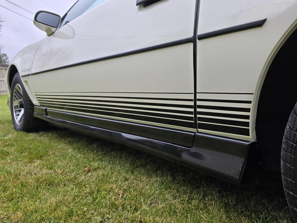 1984 Pontiac Firebird Trans Am 3rd Gen - Image 26 of 31