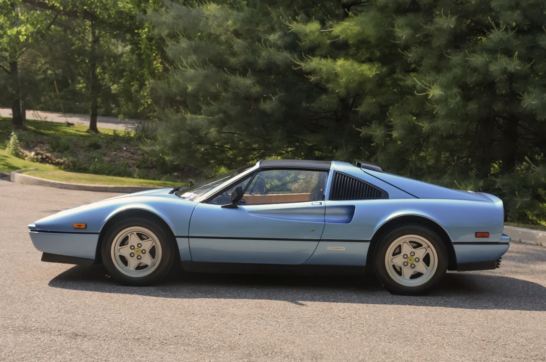 1986 Ferrari 328 GTS - Image 2 of 31