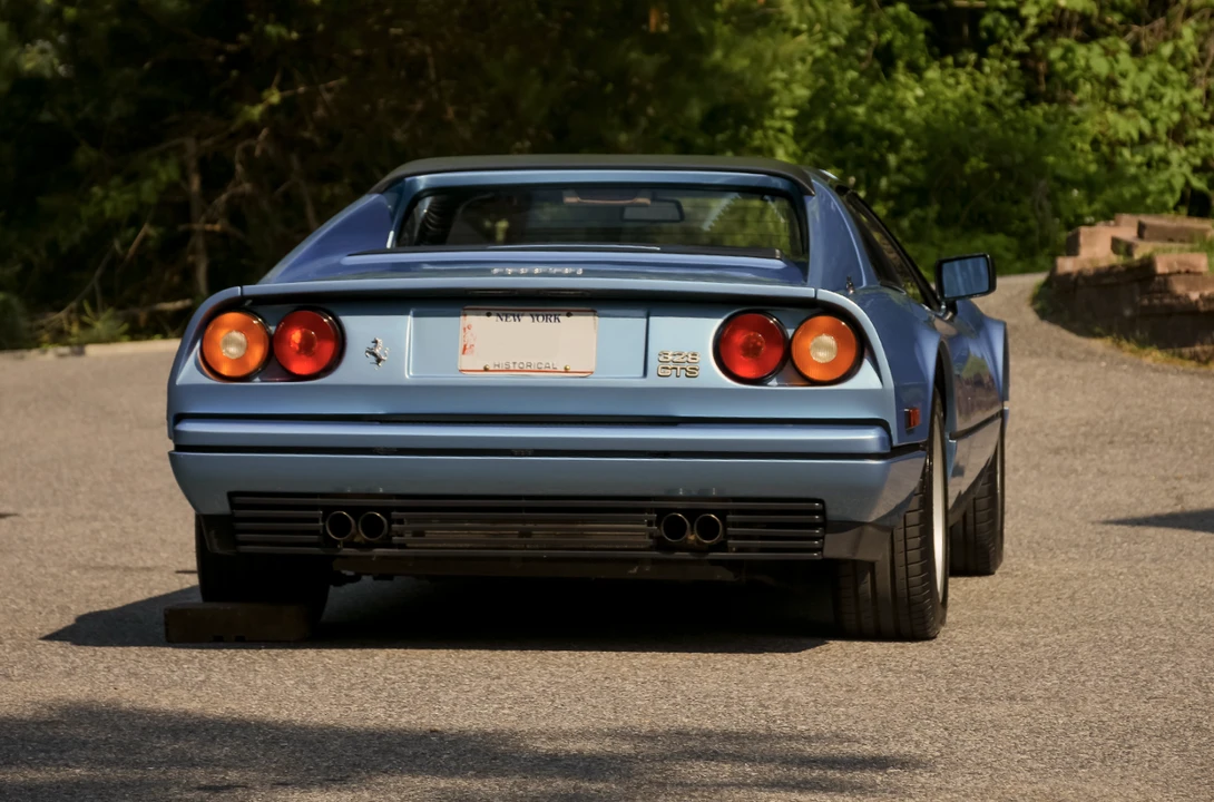1986 Ferrari 328 GTS - Image 4 of 31
