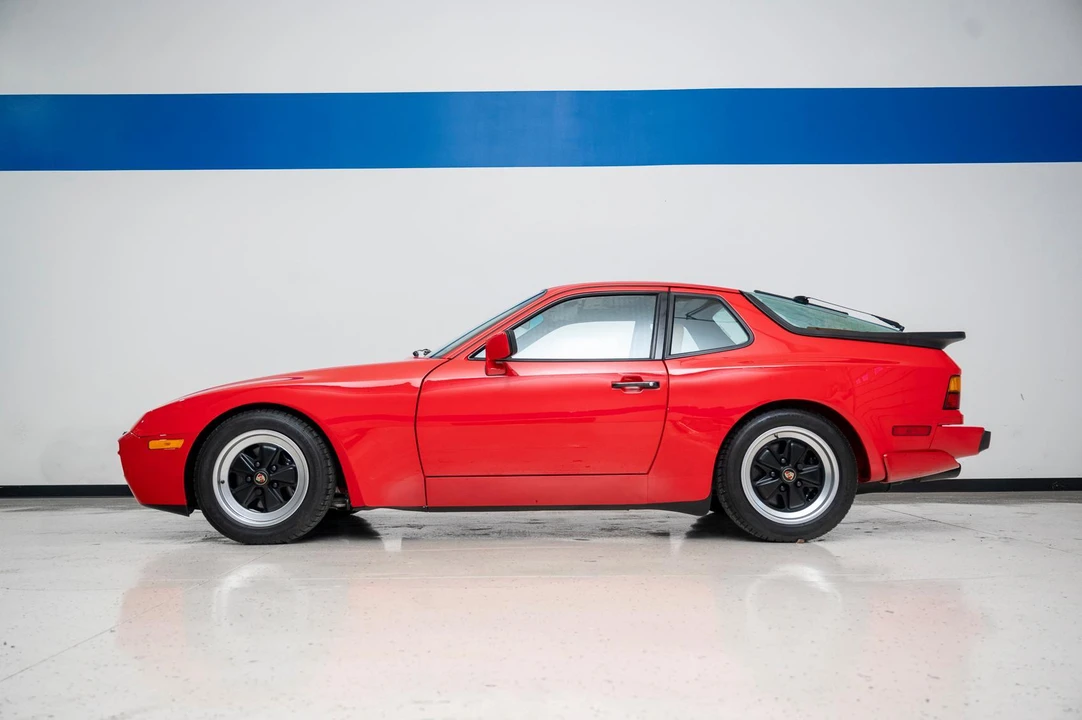 1986 Porsche 944 Turbo - Image 4 of 31