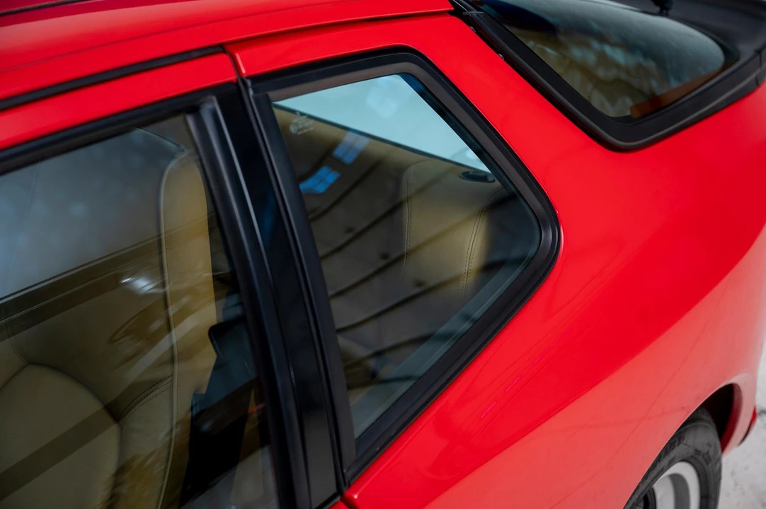 1986 Porsche 944 Turbo - Image 30 of 31
