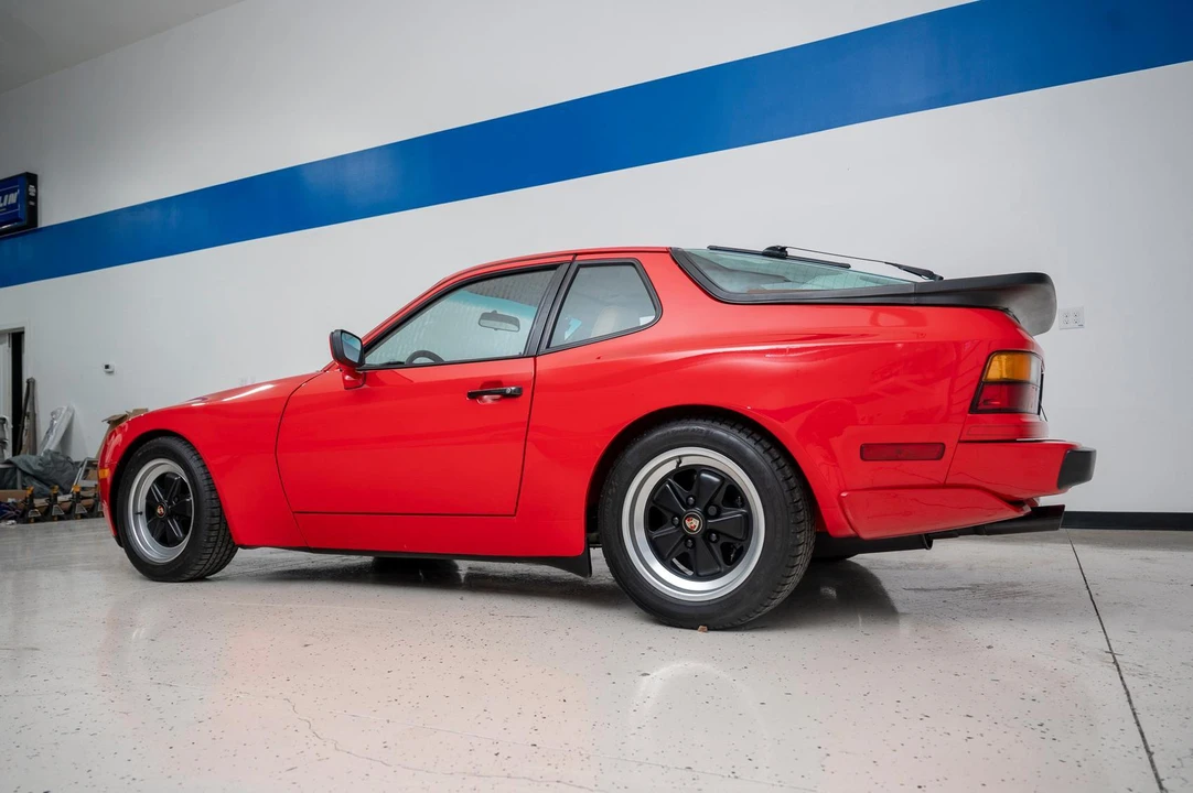 1986 Porsche 944 Turbo - Image 5 of 31