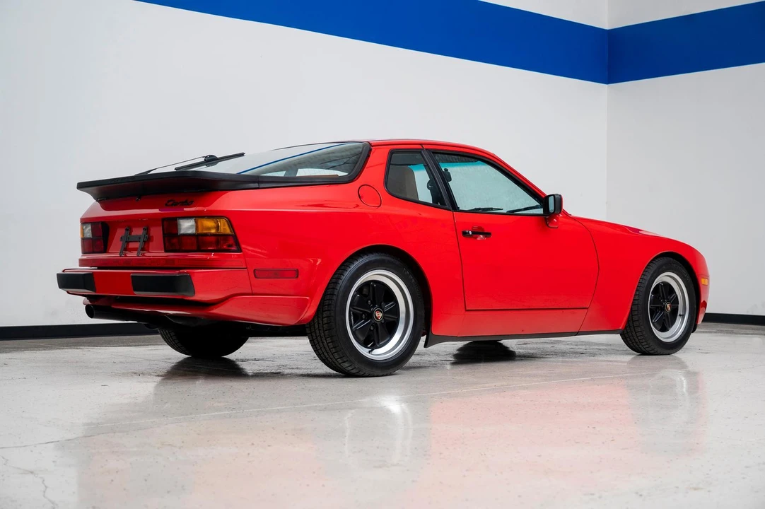 1986 Porsche 944 Turbo - Image 12 of 31
