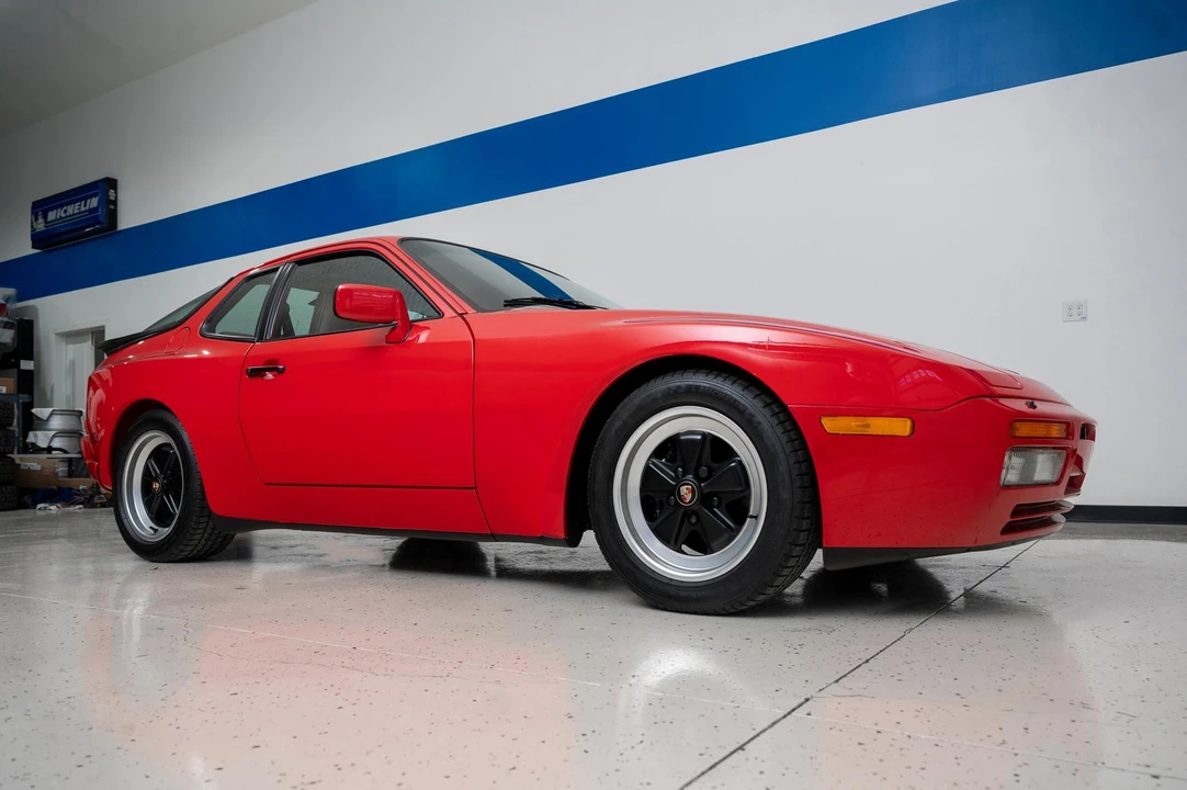 1986 Porsche 944 Turbo - Image 17 of 31