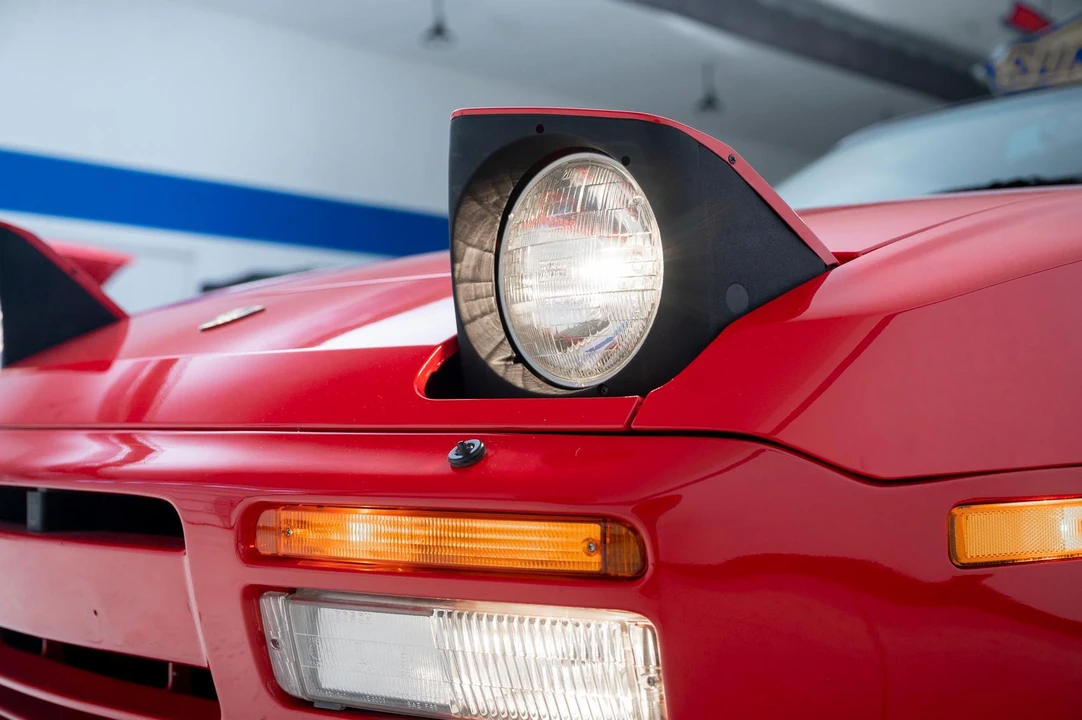 1986 Porsche 944 Turbo - Image 26 of 31