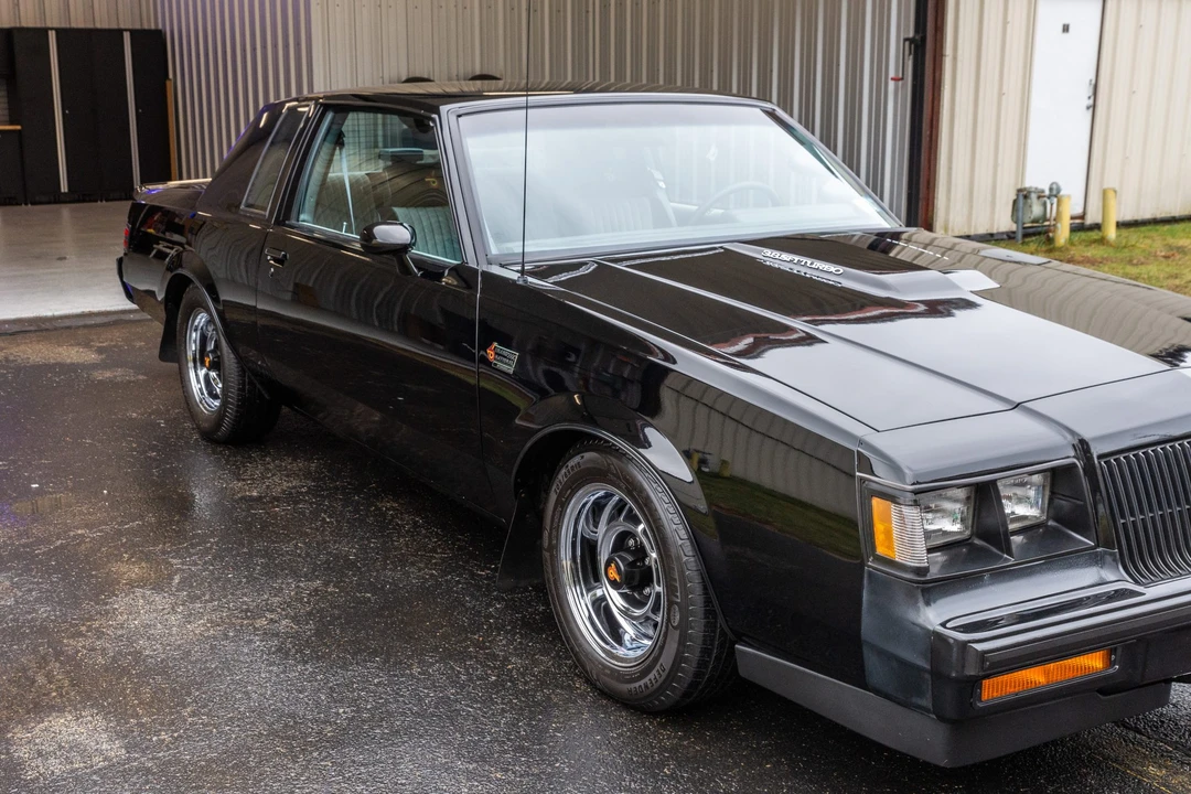 1987 Buick Grand National - Image 22 of 31