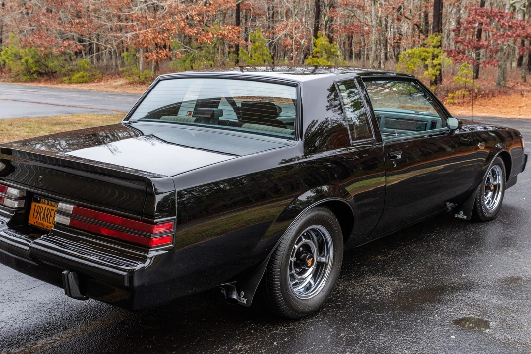1987 Buick Grand National - Image 21 of 31
