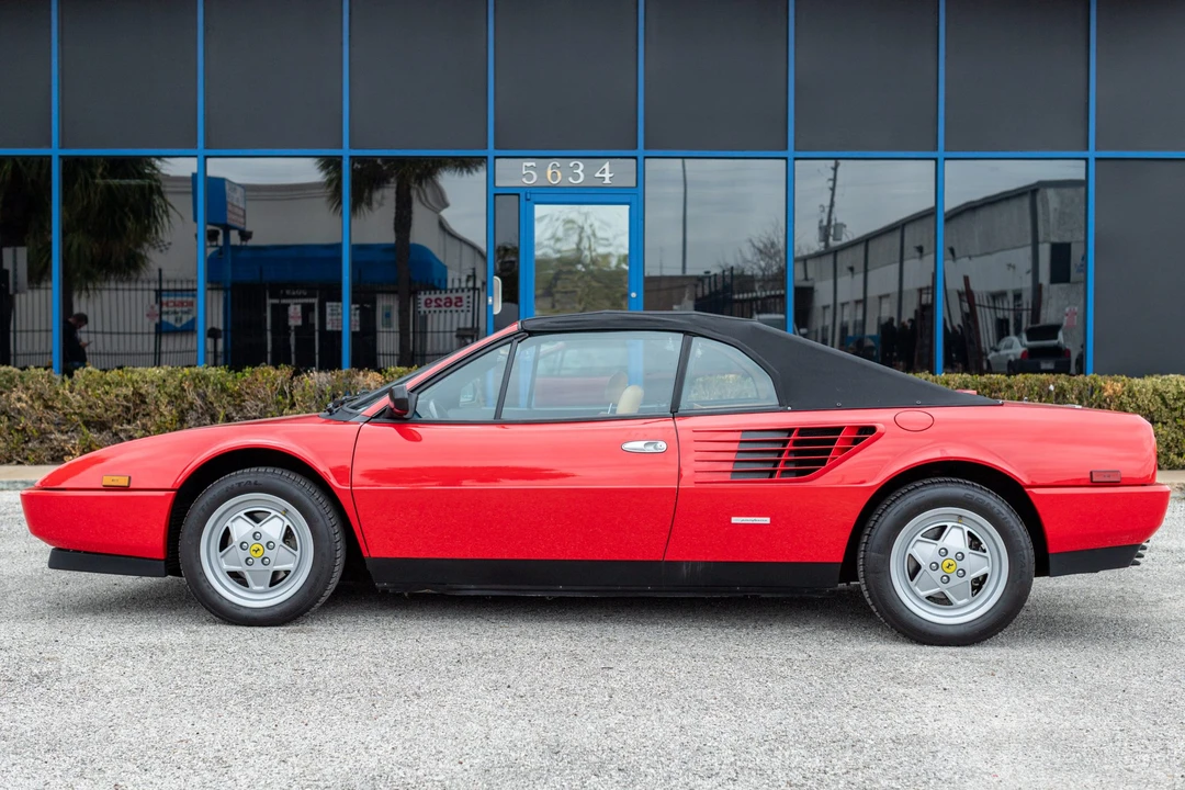 1987 Ferrari Mondial 3.2 - Image 2 of 31