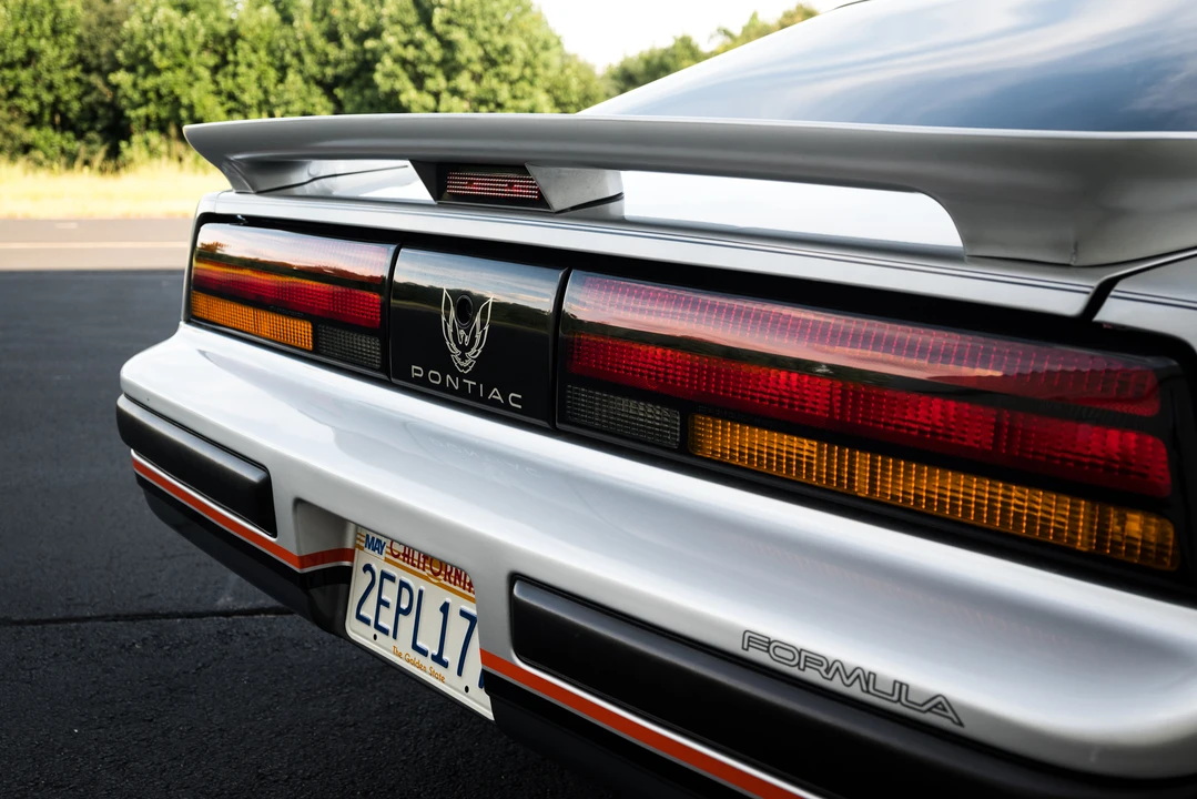 1987 Pontiac Firebird 3rd Gen - Image 22 of 31