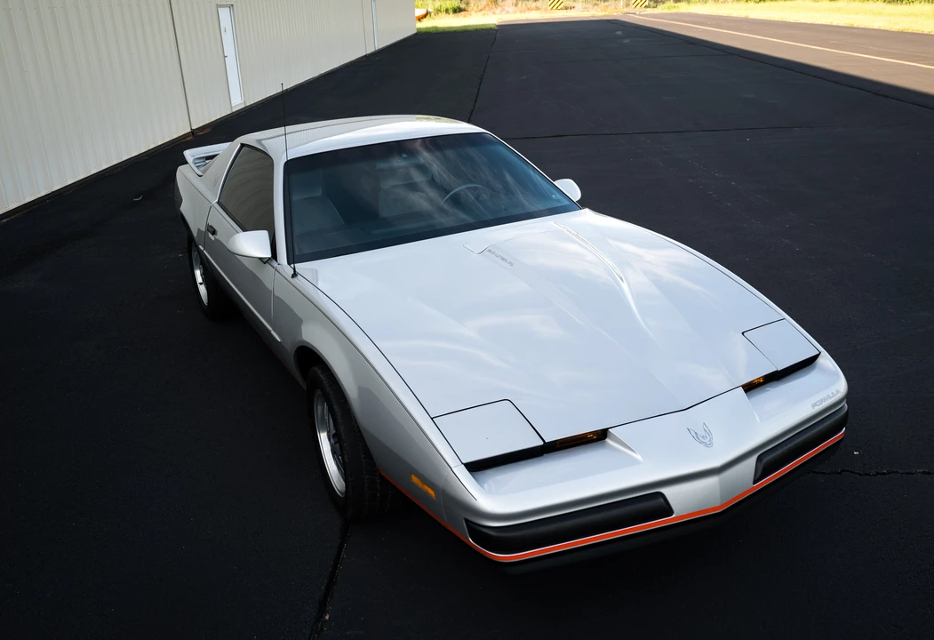 1987 Pontiac Firebird 3rd Gen - Image 13 of 31