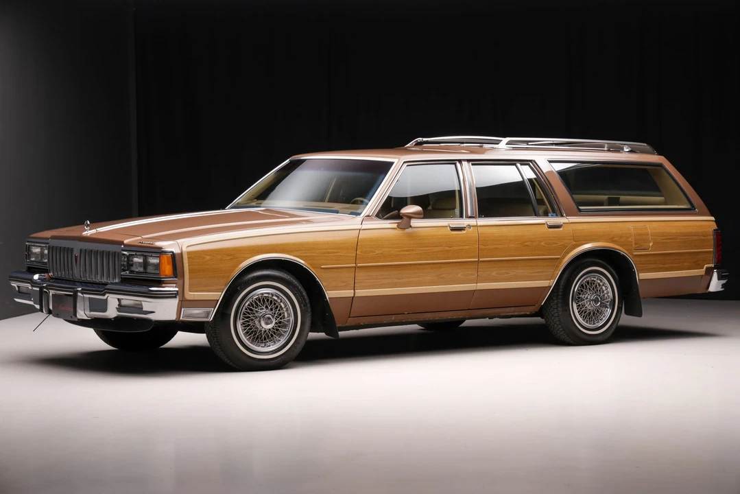 1987 Pontiac Safari - Image 3 of 31
