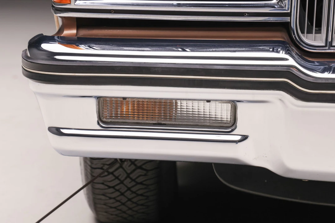 1987 Pontiac Safari - Image 15 of 31