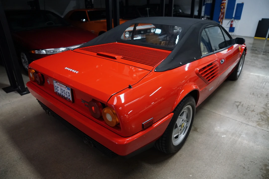 1988 Ferrari Mondial 3.2 - Image 23 of 31