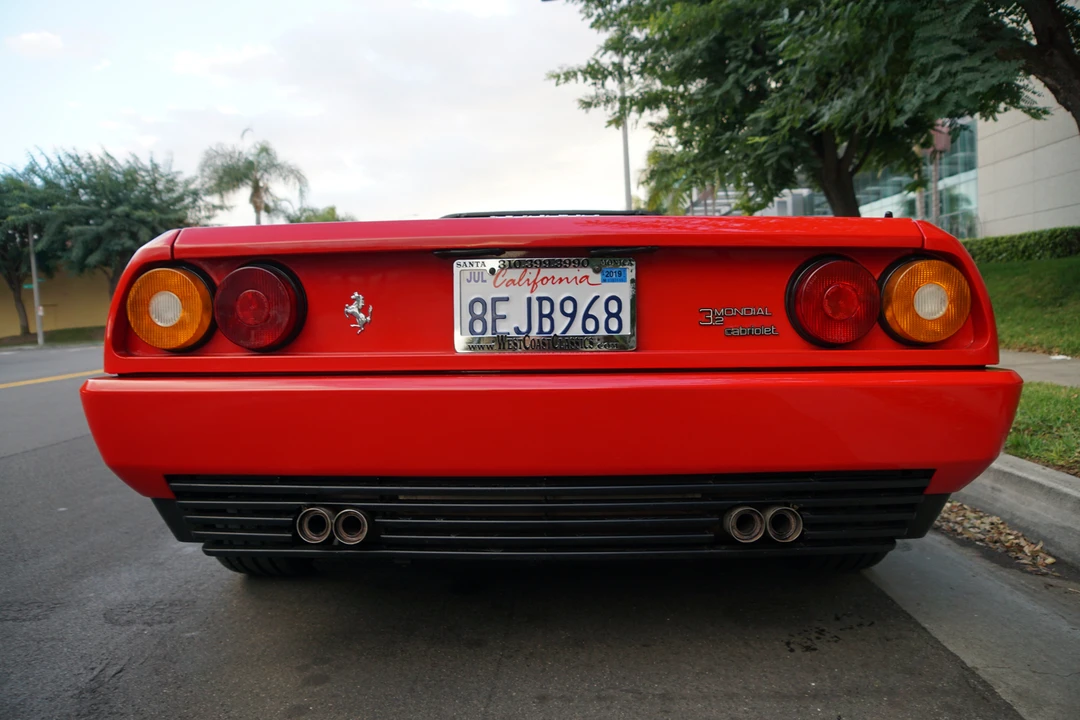 1988 Ferrari Mondial 3.2 - Image 28 of 31
