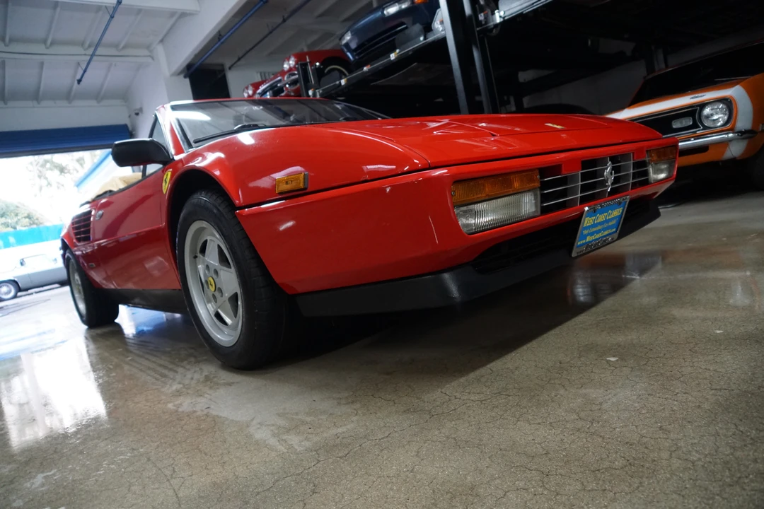 1988 Ferrari Mondial 3.2 - Image 19 of 31