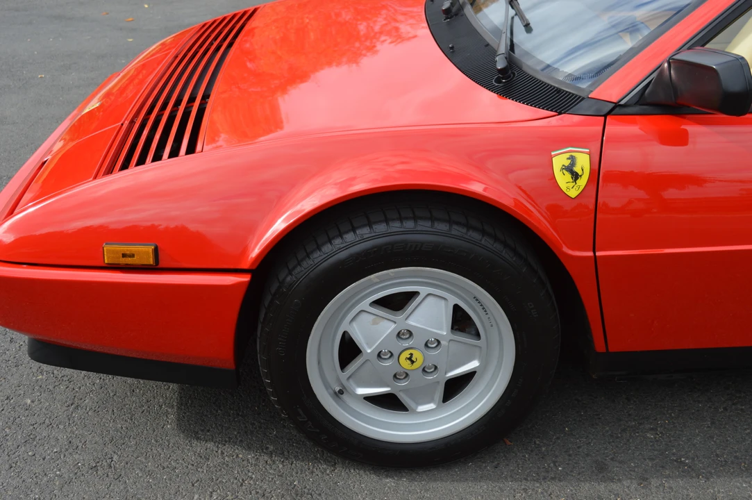 1988 Ferrari Mondial 3.2 - Image 16 of 31