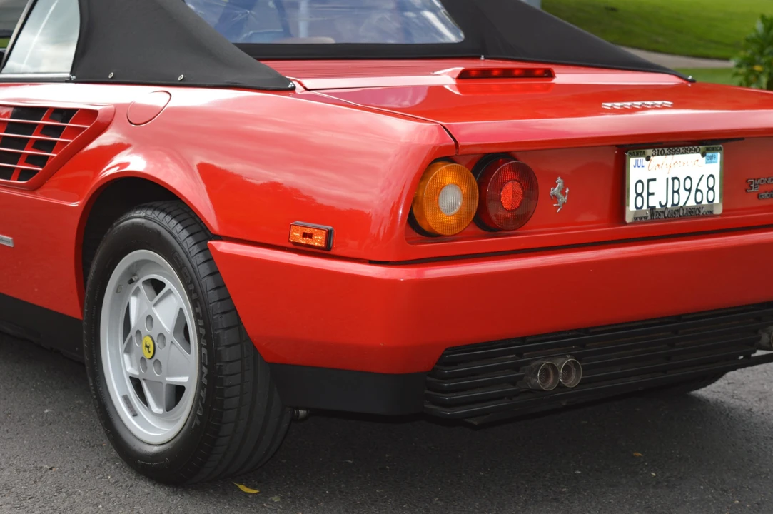 1988 Ferrari Mondial 3.2 - Image 26 of 31