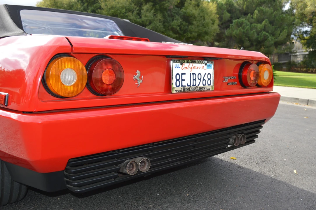 1988 Ferrari Mondial 3.2 - Image 27 of 31