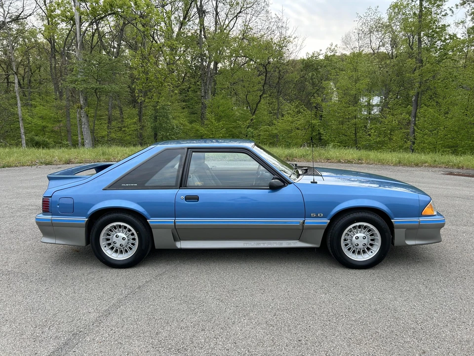 1989 Ford Mustang GT 3rd Gen - Image 25 of 31