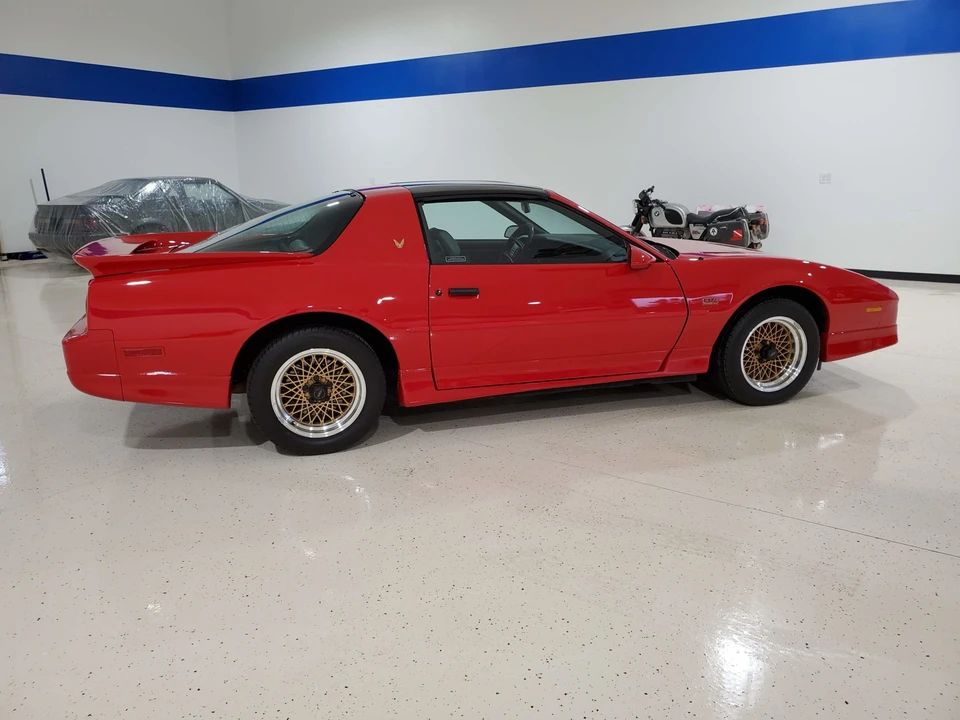 1989 Pontiac Firebird Trans Am 3rd Gen - Image 16 of 31
