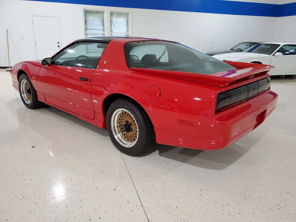 1989 Pontiac Firebird Trans Am 3rd Gen - Image 13 of 31