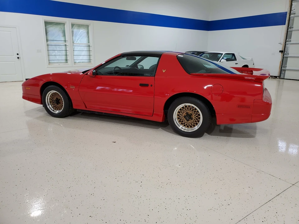 1989 Pontiac Firebird Trans Am 3rd Gen - Image 11 of 31