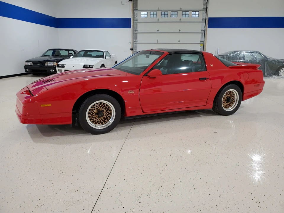1989 Pontiac Firebird Trans Am 3rd Gen - Image 9 of 31