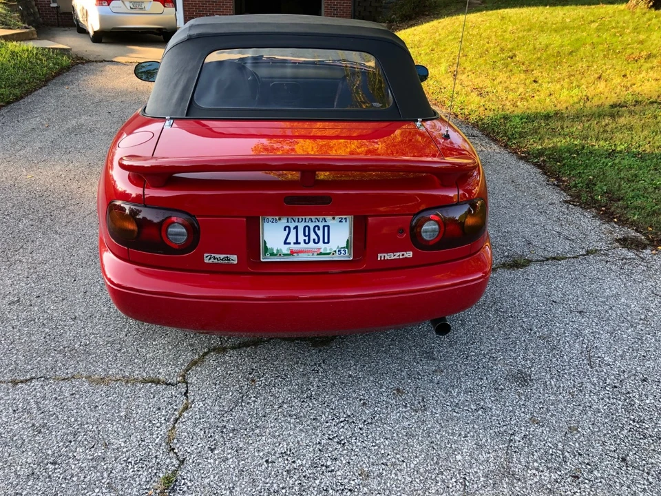 1990 Mazda NA MX-5 Miata - Image 25 of 31