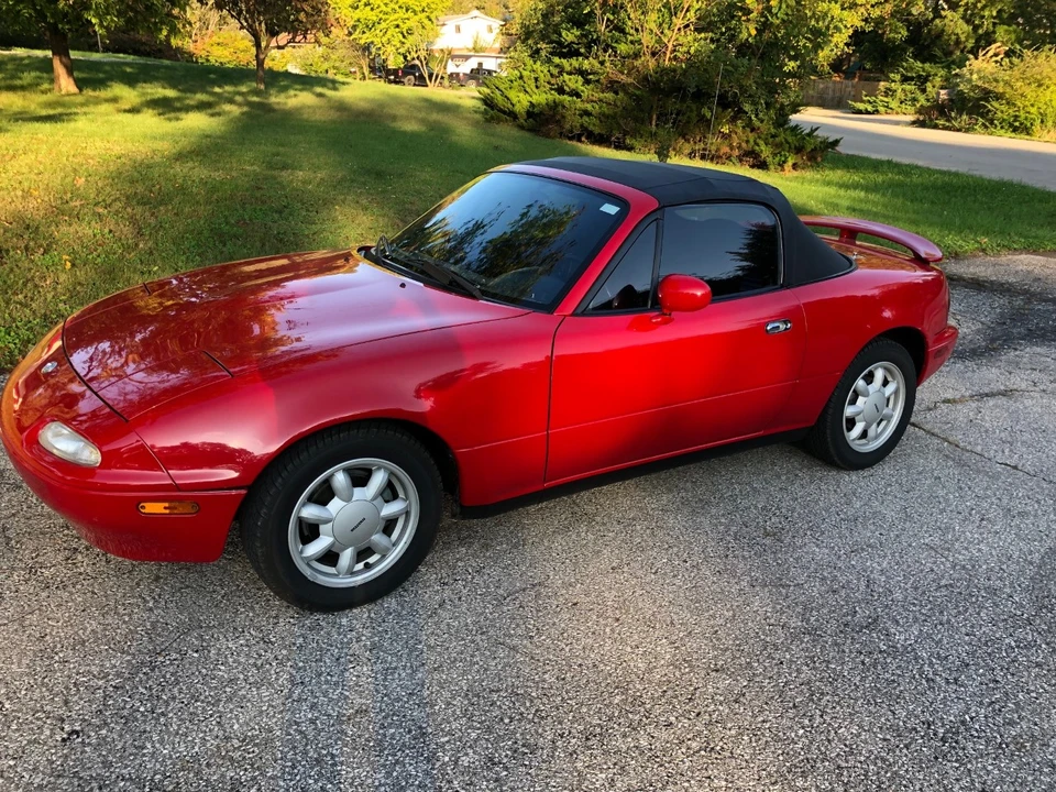 1990 Mazda NA MX-5 Miata - Image 21 of 31