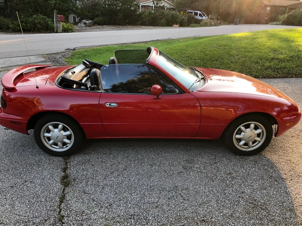 1990 Mazda NA MX-5 Miata - Image 14 of 31