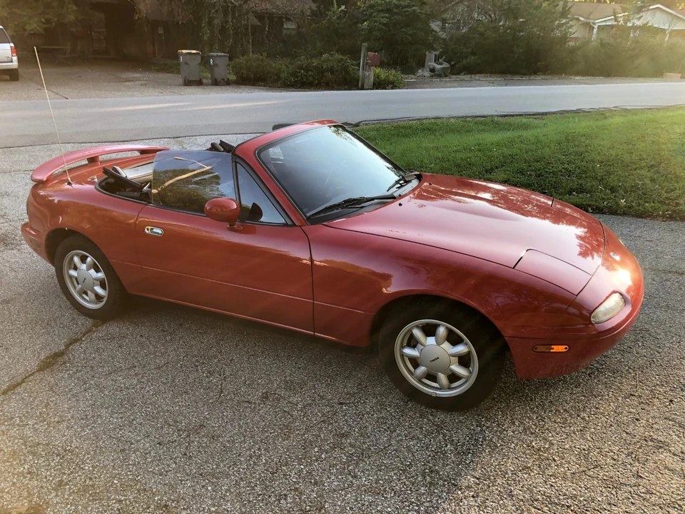 1990 Mazda NA MX-5 Miata - Image 15 of 31
