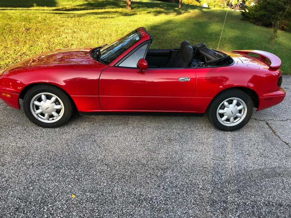 1990 Mazda NA MX-5 Miata - Image 5 of 31
