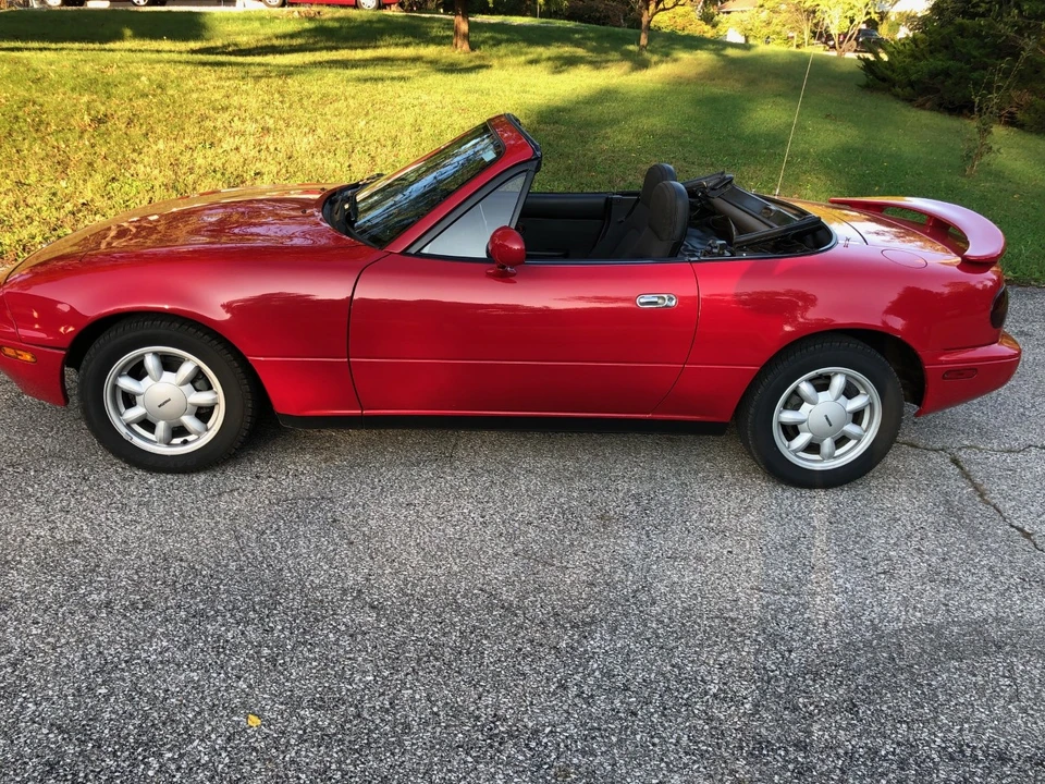 1990 Mazda NA MX-5 Miata - Image 6 of 31