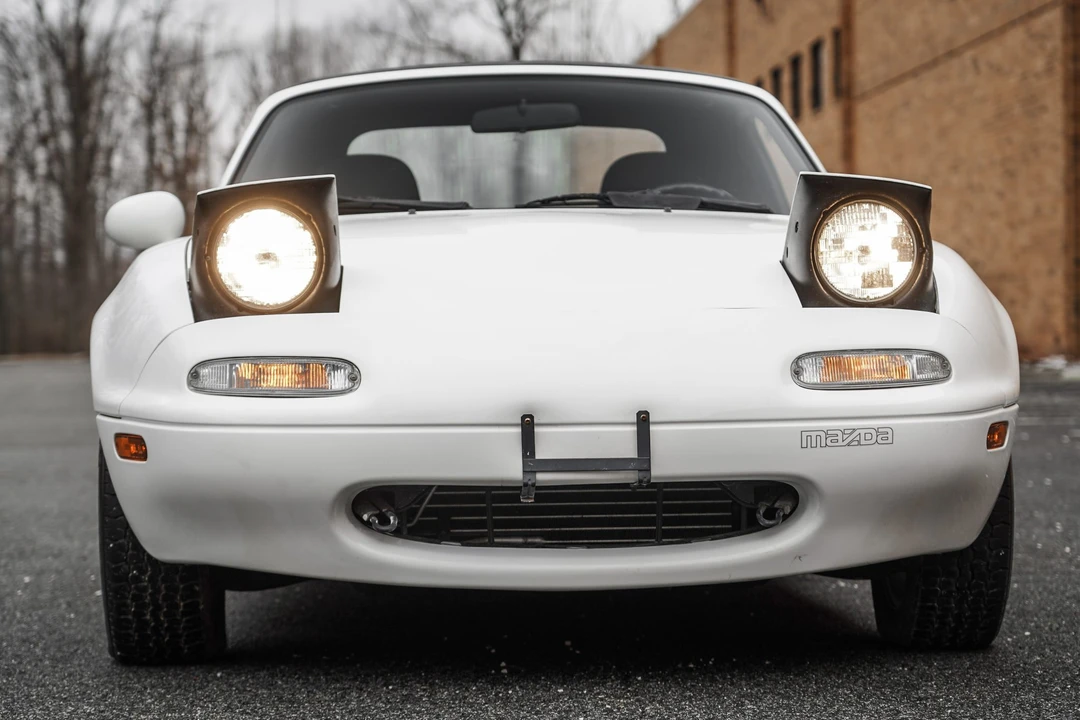 1990 Mazda NA MX-5 Miata - Image 4 of 31