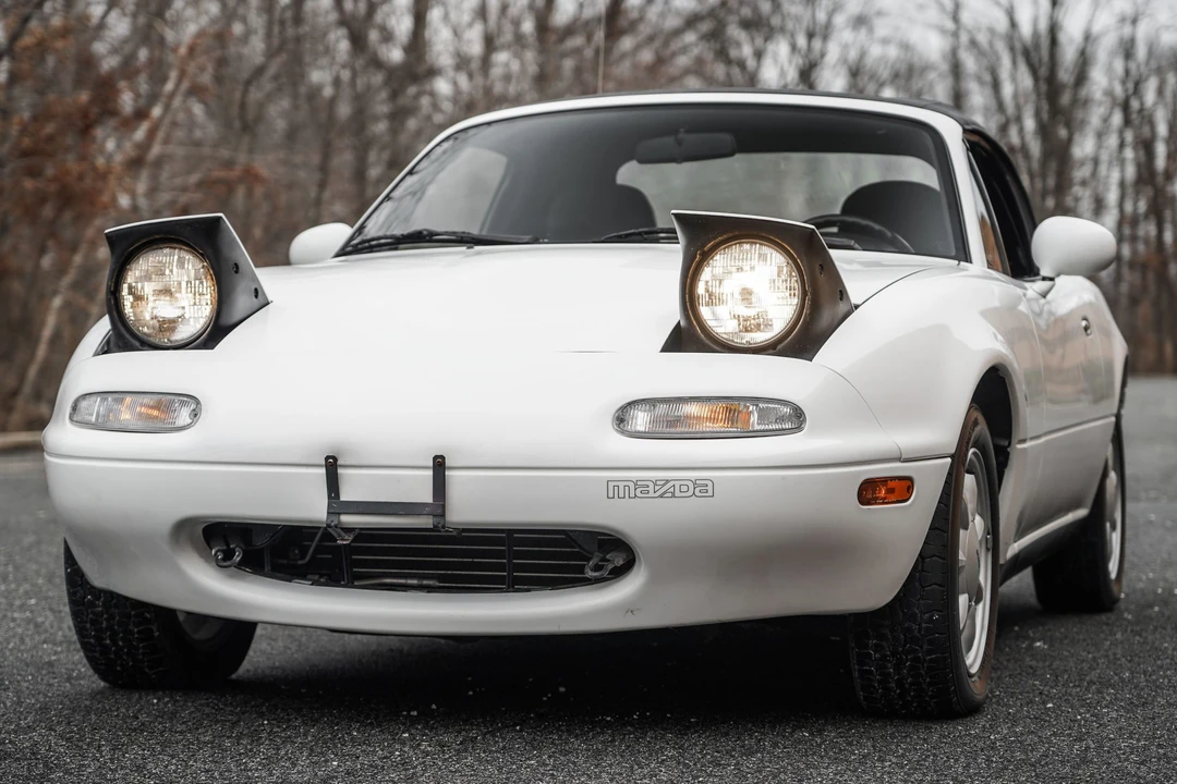 1990 Mazda NA MX-5 Miata - Image 5 of 31