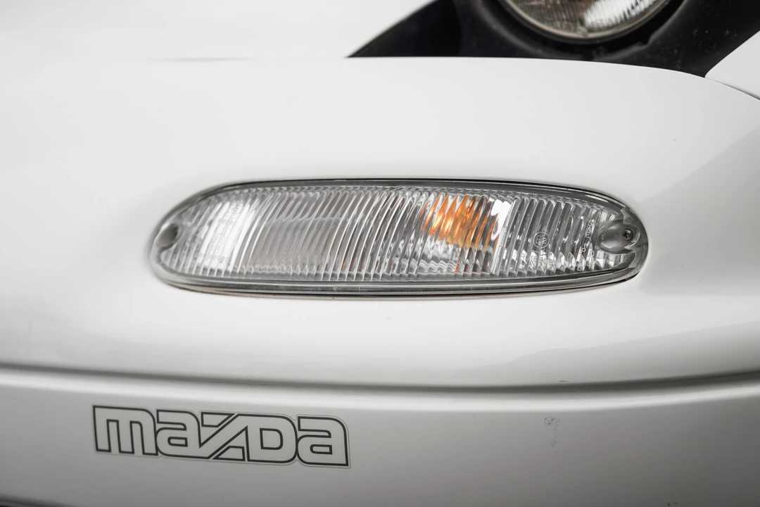 1990 Mazda NA MX-5 Miata - Image 30 of 31