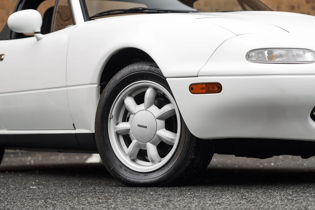 1990 Mazda NA MX-5 Miata - Image 18 of 31