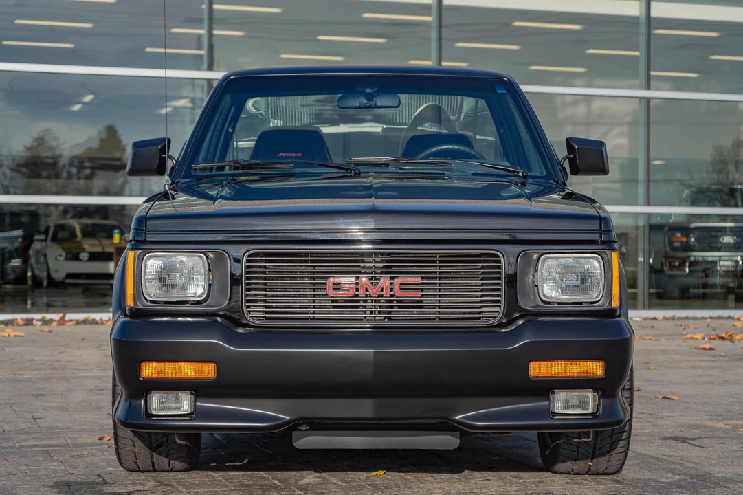 1991 GMC Syclone - Image 11 of 31