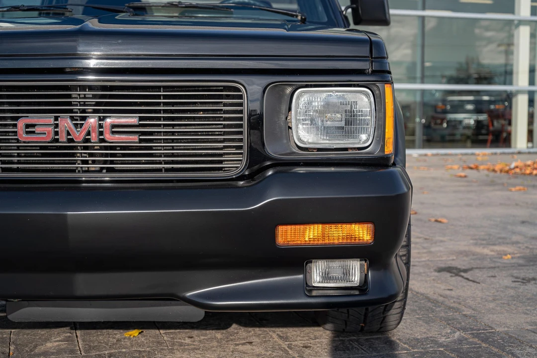 1991 GMC Syclone - Image 21 of 31